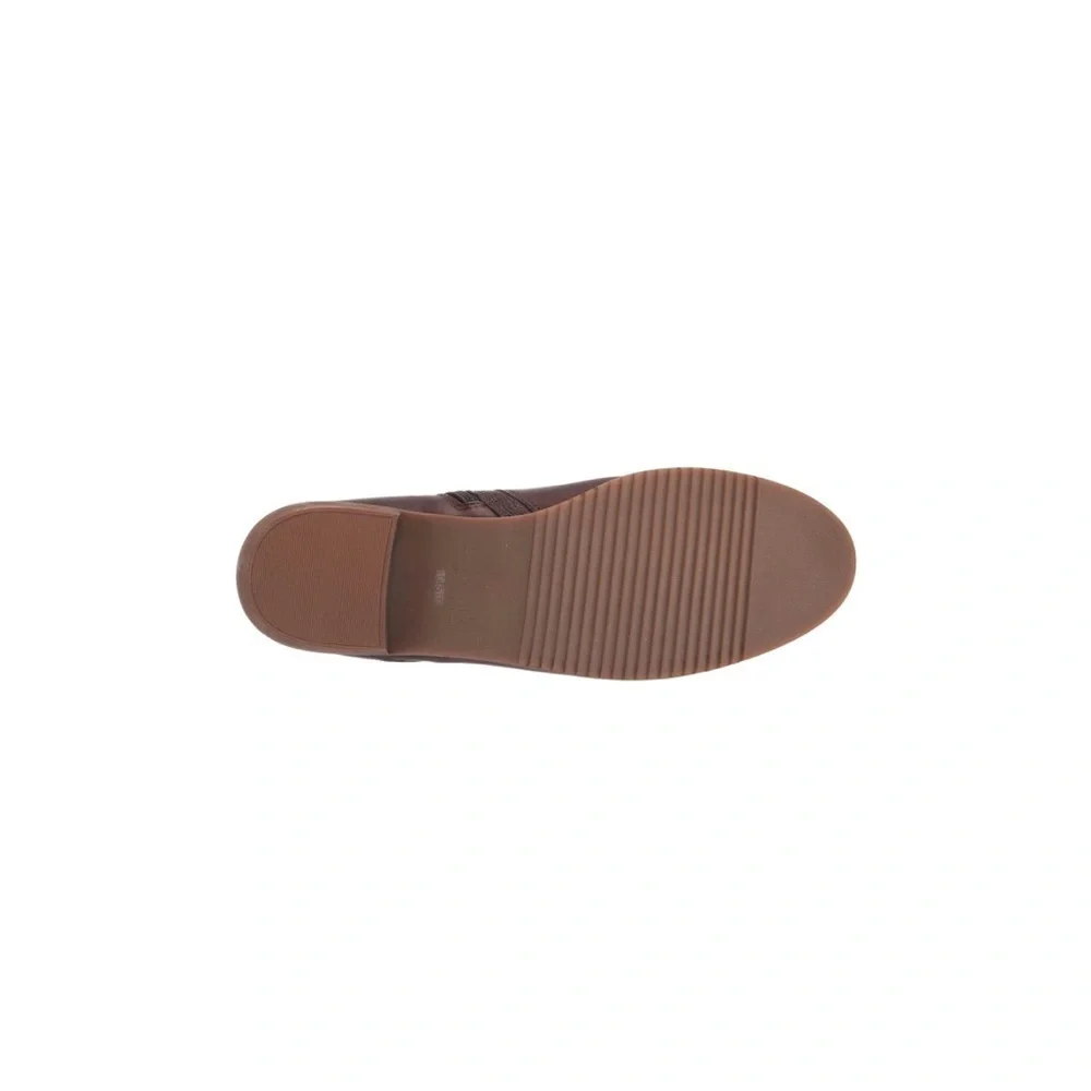 Soft walk boot